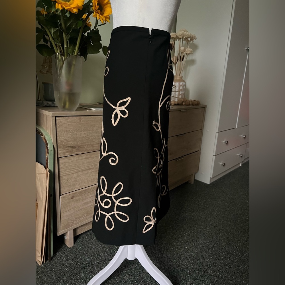 Black & Yellow Ribbon Floral Wool Midi Knee-Length Modest Fit & Flare Skirt Sz 6 - Picture 6 of 16